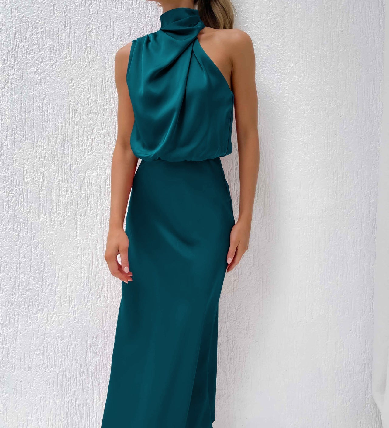 Tyra | Vestido de soirée elegante com decote halter