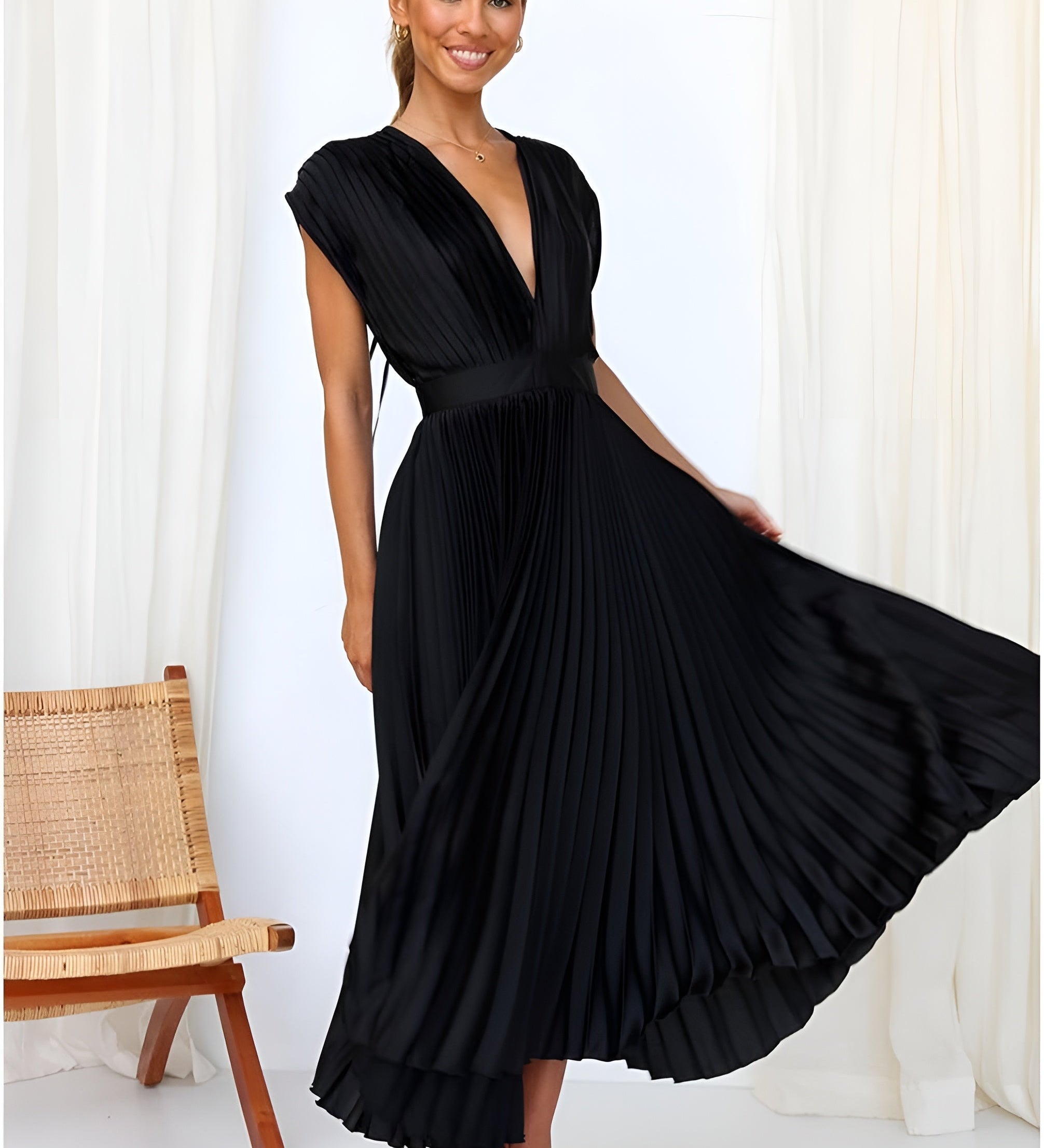 Selina | Vestido sem mangas com pregas e fecho éclair