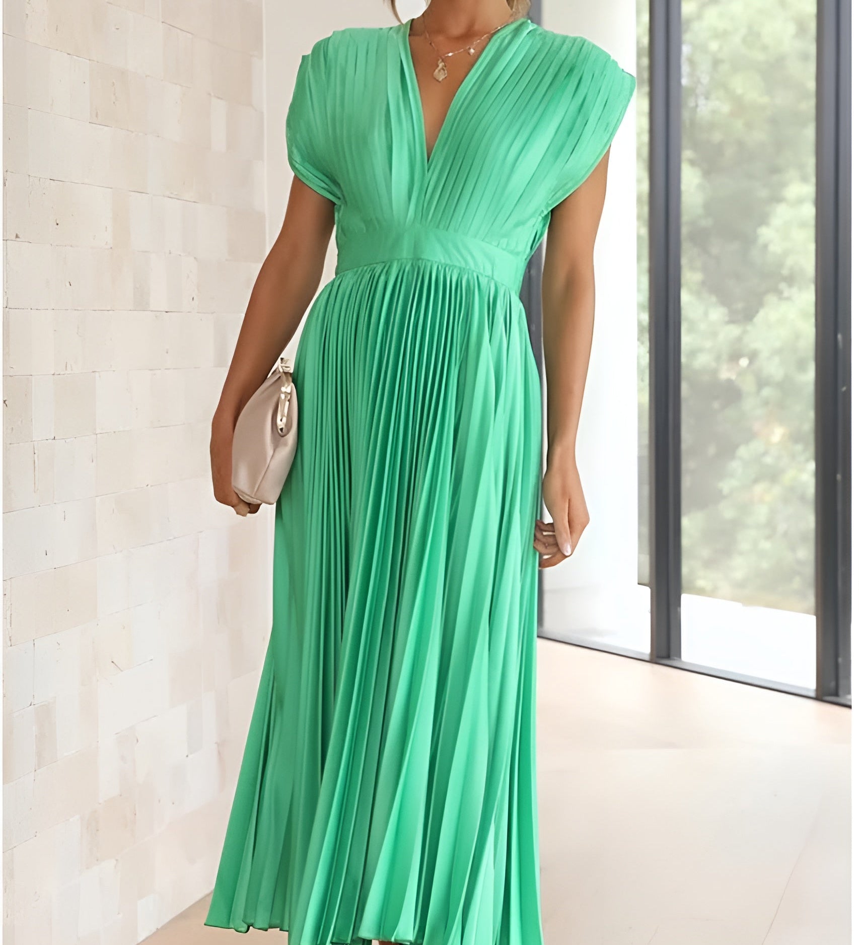 Selina | Vestido sem mangas com pregas e fecho éclair