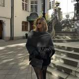 Claudia | Capa elegante em tecido fino